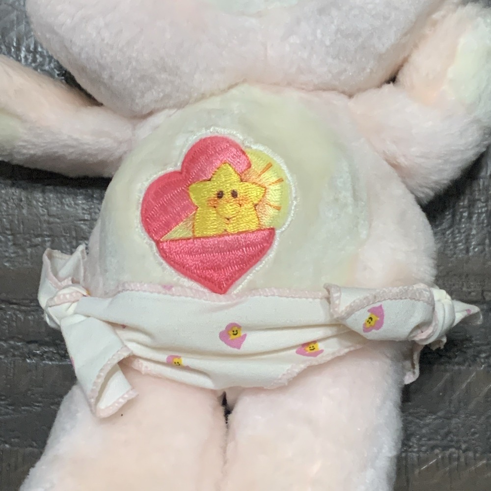 Vintage 1983 Kenner Care Bear Baby Hugs 11" Plush Stuffed Toy Animal with Diaper - Picture 3 of 8